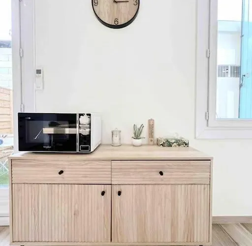 Le Bruna: 4 Prs, Clim, 10 Min Plages Apartament
