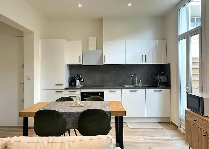 Le Bruna: 4 Prs, Clim, 10 Min Plages Apartament